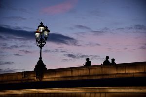 night photography course in London - learn how to photograph silhouettes