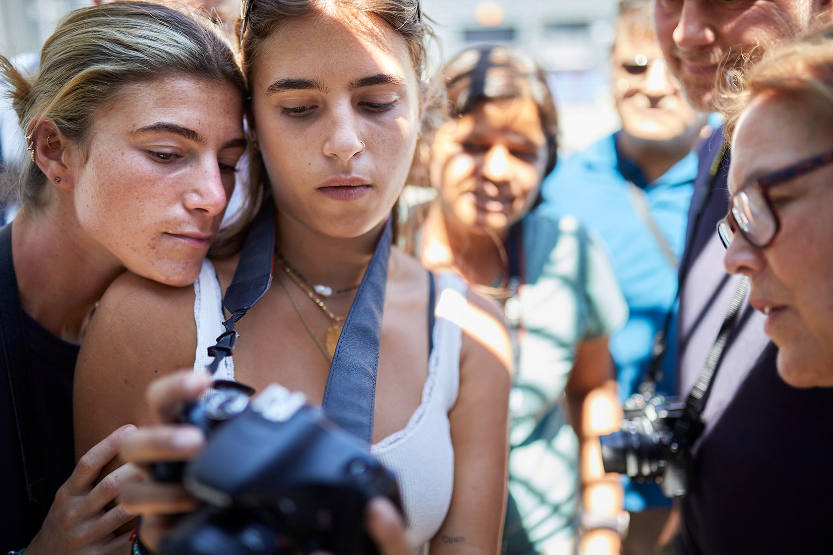 students on intensive beginners photo course London